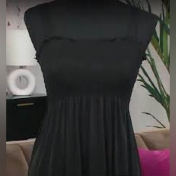 Lati Fashions Black Smocked Cover up Dress Large - Picture 2 of 5